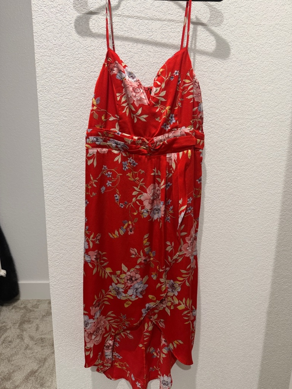 Lulu's Red Floral Spaghetti-Strap Midi Dress